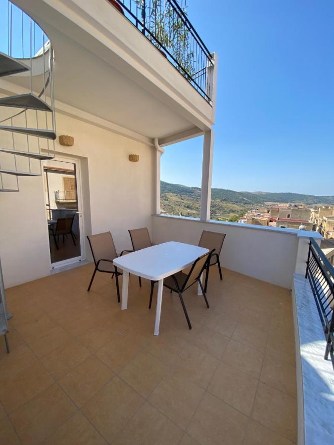 Vista Baglio Grande Apartment Sambuca di Sicilia Luaran gambar