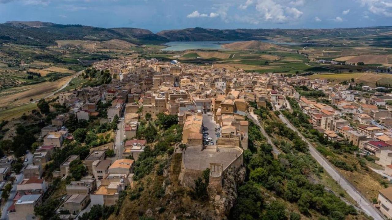 Vista Baglio Grande Apartment Sambuca di Sicilia Luaran gambar
